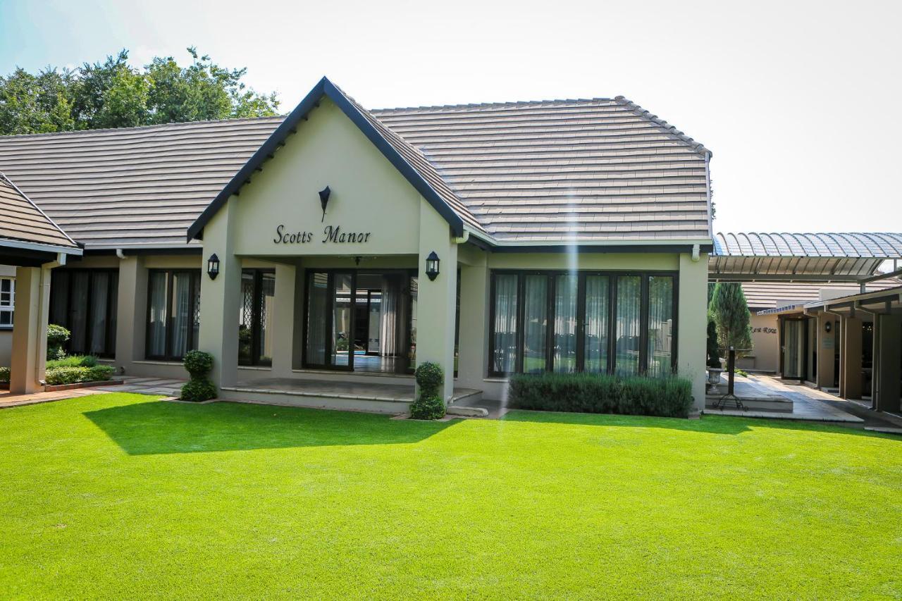 Scott'S Manor Guesthouse Function And Conference Venue Lichtenburg Kültér fotó